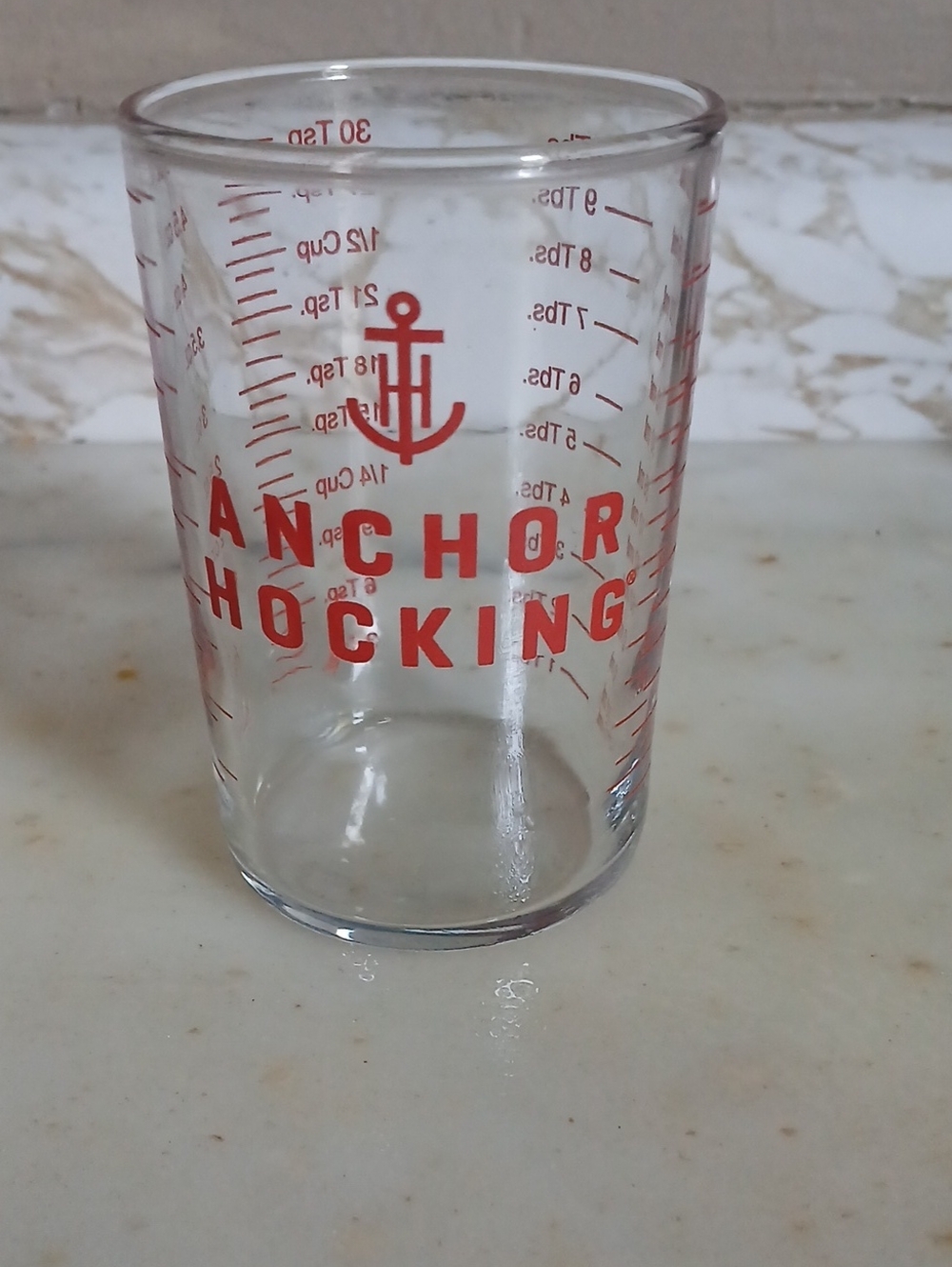 Anchor Hocking 5oz measuring cup.
